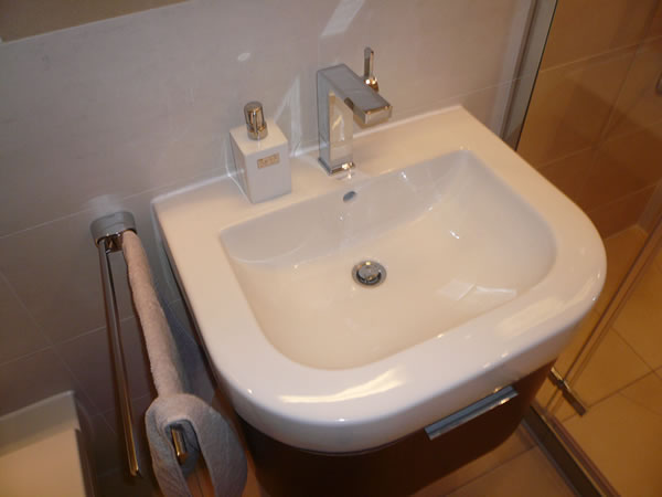 Behrens Sanitär- und Heizungstechnik GmbH, Hannover Laatzen / Badsanierung aus einer Hand Hannover Laatzen, Heizung, Sanitär, Bäder und Badmodernisierung Badsanierung aus einer Hand Hannover Laatzen, Heizung, Sanitär, Bäder und Badmodernisierung